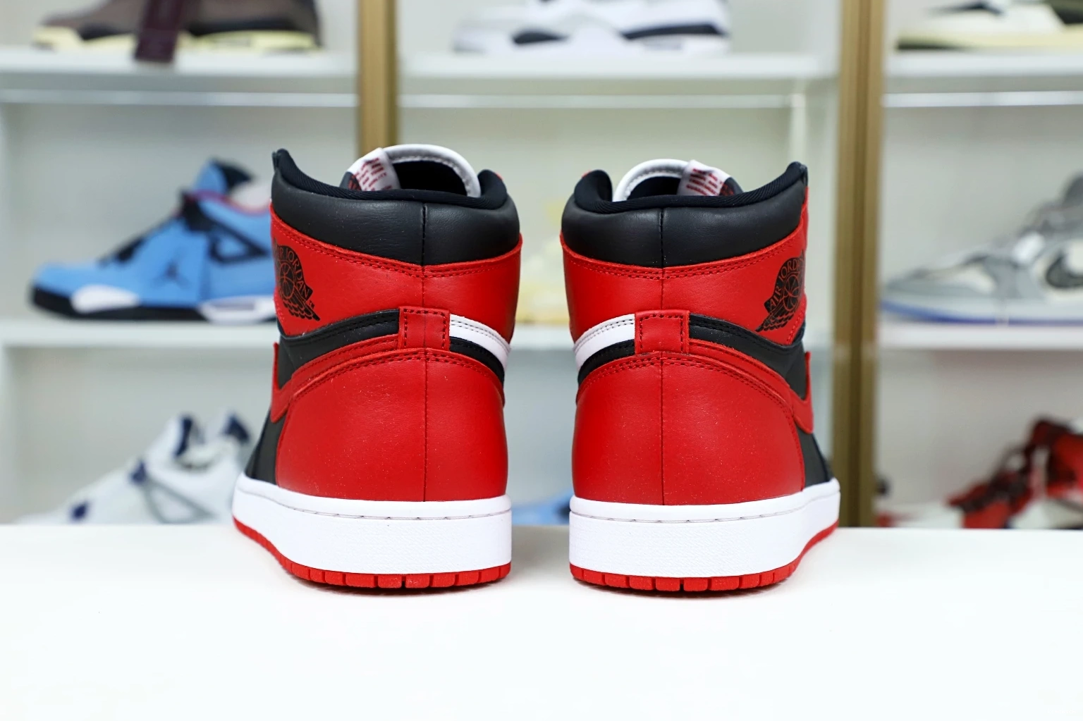 'HOMAGE NRG Kimikick HIGH RETRO OG TO 1919 JORDAN 1 AIR EXCLUSIVE CHICAGO HOME' ModernLook 0601